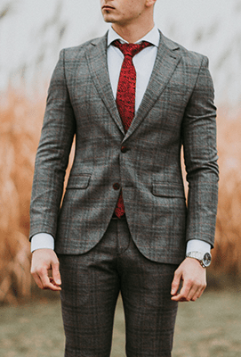 ツイードスーツ